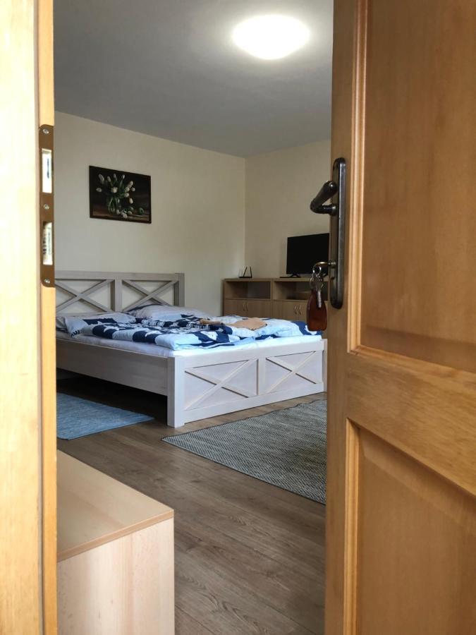 Appartement Privat Migac à Vrbov Extérieur photo